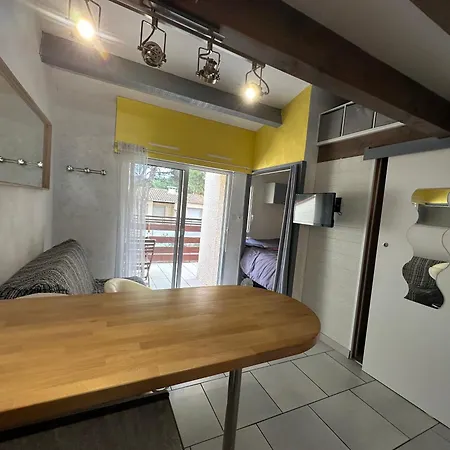 아파트 Studio Climatise Proche Village Naturiste *